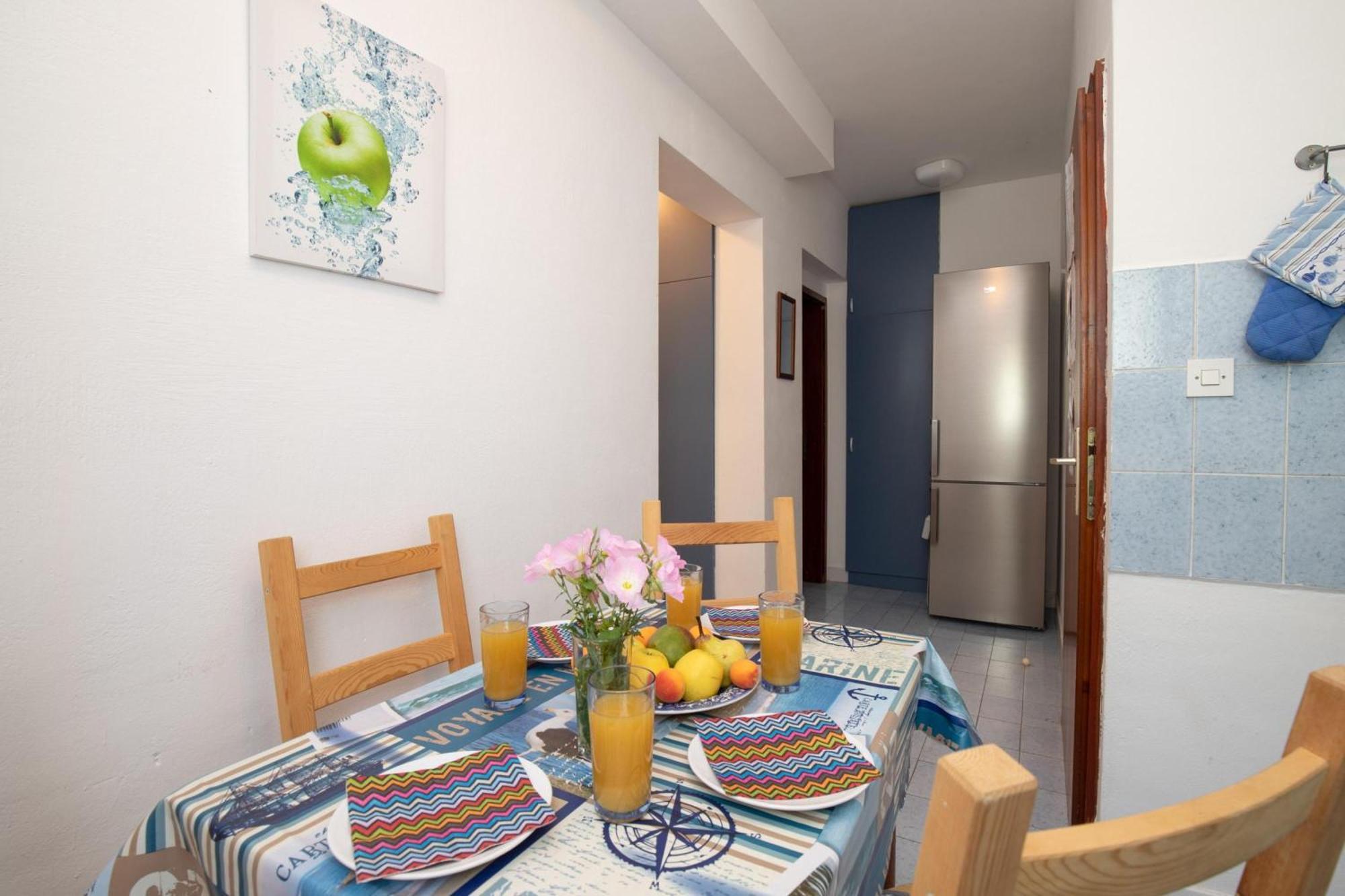 Apartments Brankica Island - Happy Rentals ヴァンタシチ エクステリア 写真