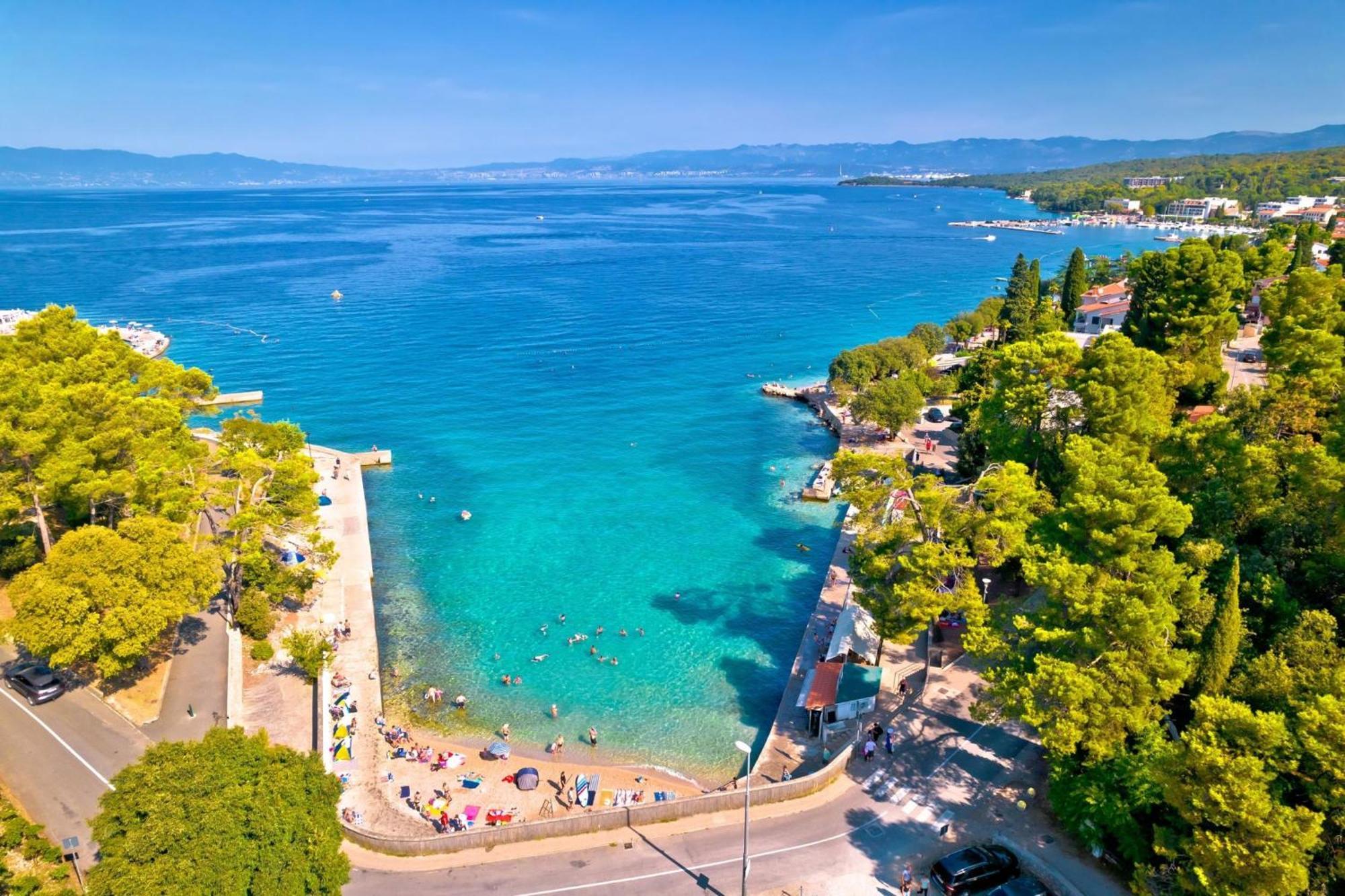Apartments Brankica Island - Happy Rentals ヴァンタシチ エクステリア 写真