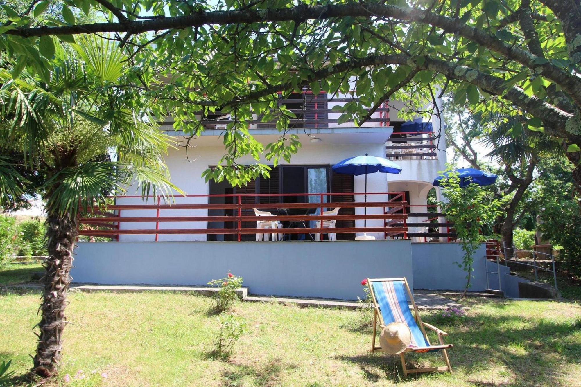 Apartments Brankica Island - Happy Rentals ヴァンタシチ エクステリア 写真