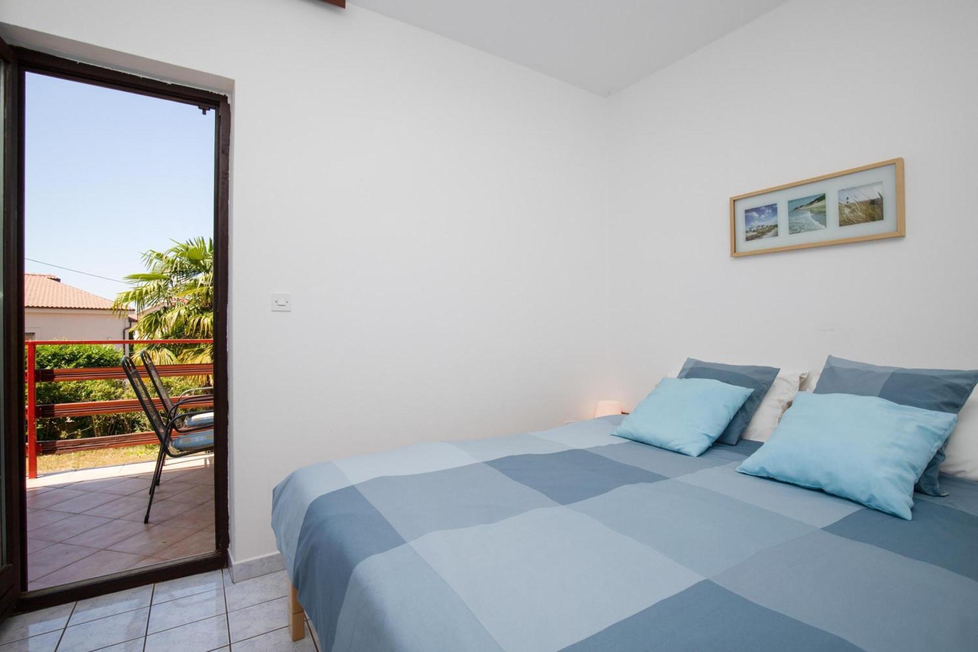 Apartments Brankica Island - Happy Rentals ヴァンタシチ エクステリア 写真